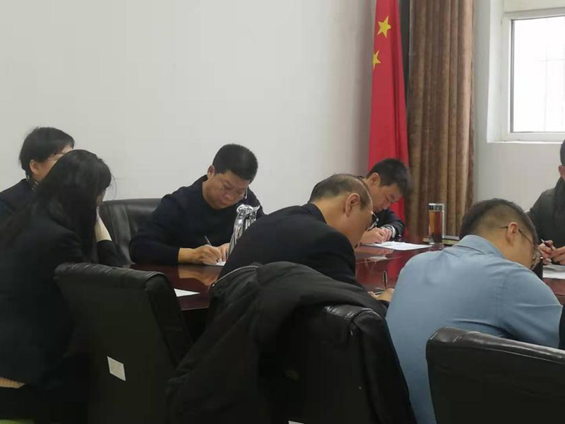 霖辉物业公司积极组织开展“首都两区”.png