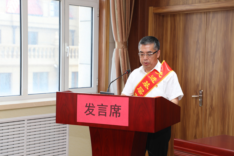 优秀驻村工作队代表发言.JPG